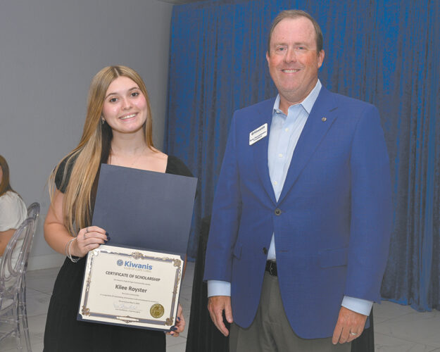 Cape Coral Kiwanis awards 24 scholarships